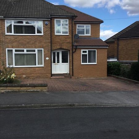 Large 4 Bedroom Home In Boston Spa Village In-Between York, Harrogate And Leeds, Sleeps 9 Exterior photo
